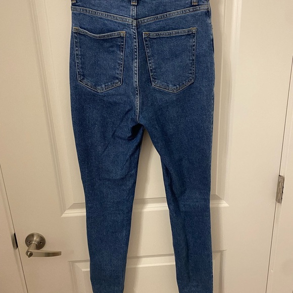 H&M Skinny jeans Size 6 in navy blue. - Picture 2 of 2